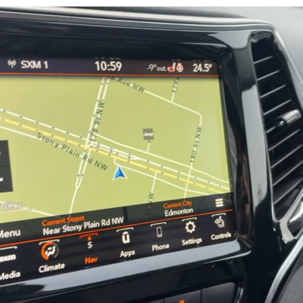 Jeep Uconnect scherm na geslaagde reparatie Jeep Uconnect scherm na geslaagde reparatie